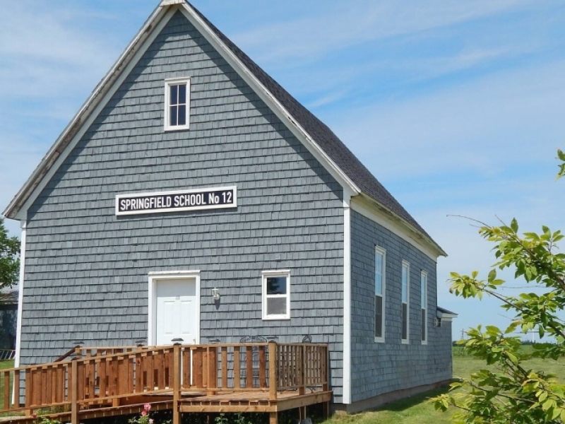 Old Schooling Summer Cottage